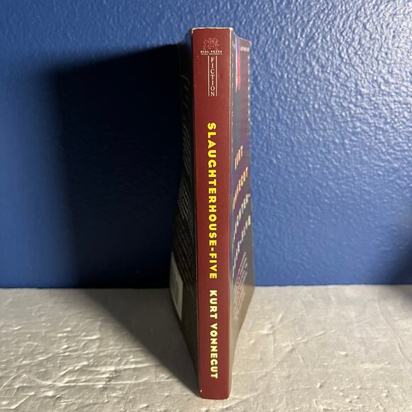 Slaughterhouse-Five - Picture 3 of 7